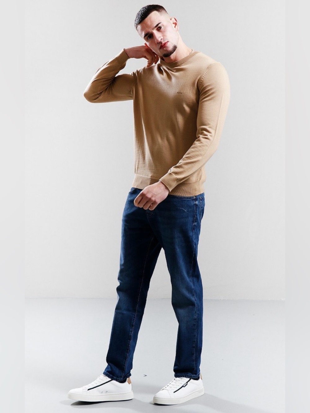 Mens Hugo Boss Virgin Wool Lightweight Crewneck Sweater Size Large Brown Fall